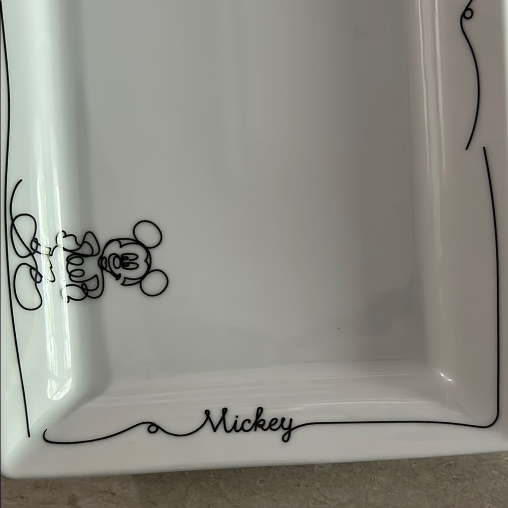 Mickey Mouse White Rectangular Tray - Picture 3 of 6